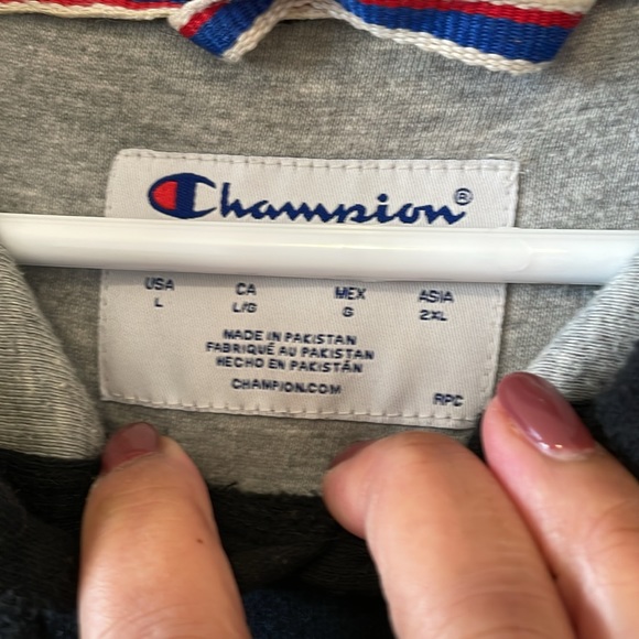 Champion black hoodie large - Picture 6 of 7